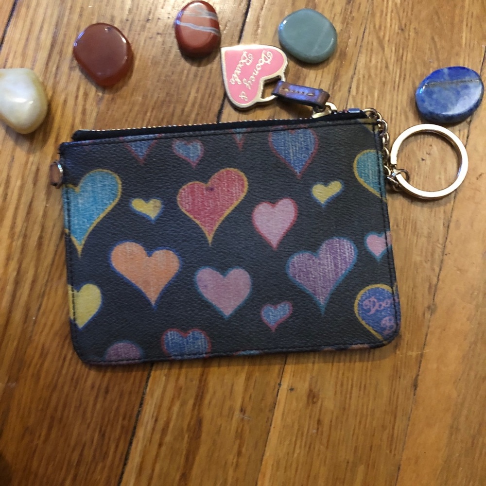 SALE ☘️🍍🦄 Dooney & Bourke coin wristlet - Picture 4 of 8